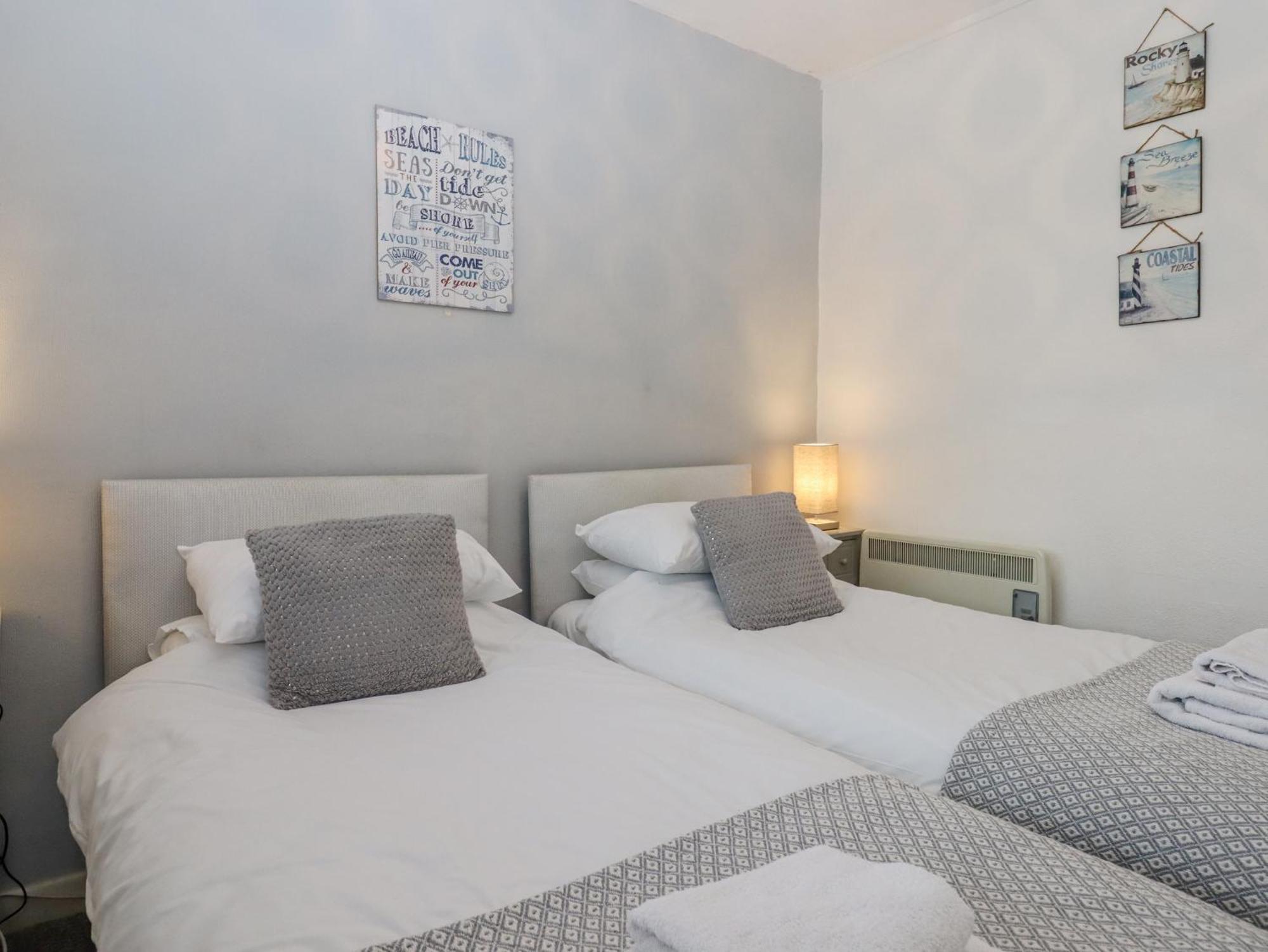 Apartamento 3 Dolphin Court *